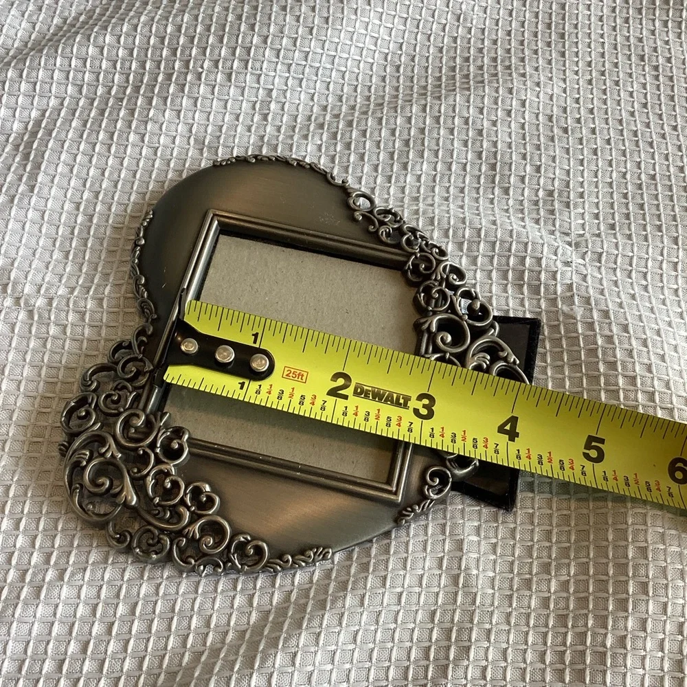 FREE Set of Silver Frames Heart Rectangle